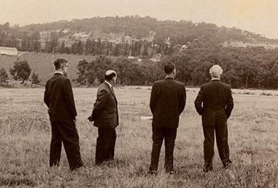 The 4 founding fathers right shape small