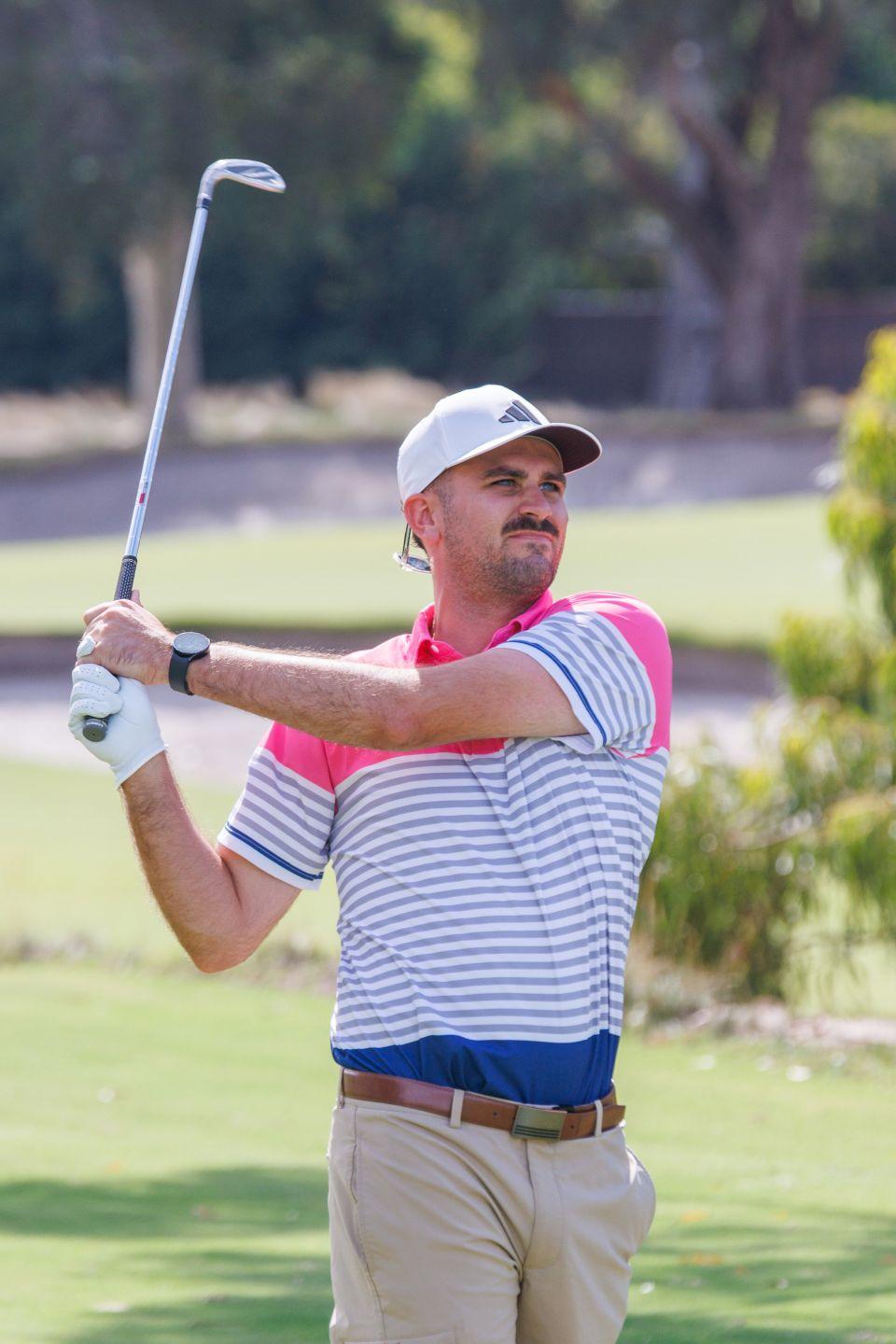 Yog Golf 26 099